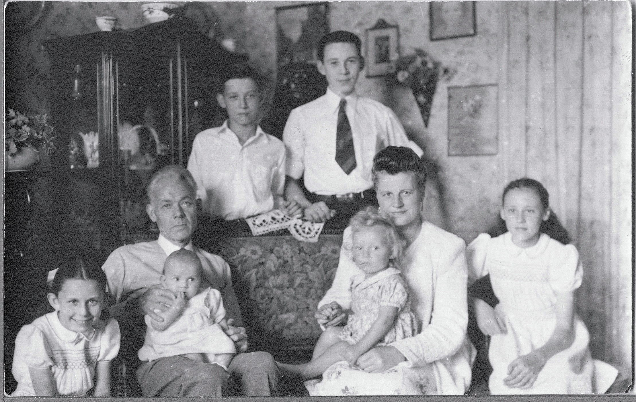 family 1947-Bob